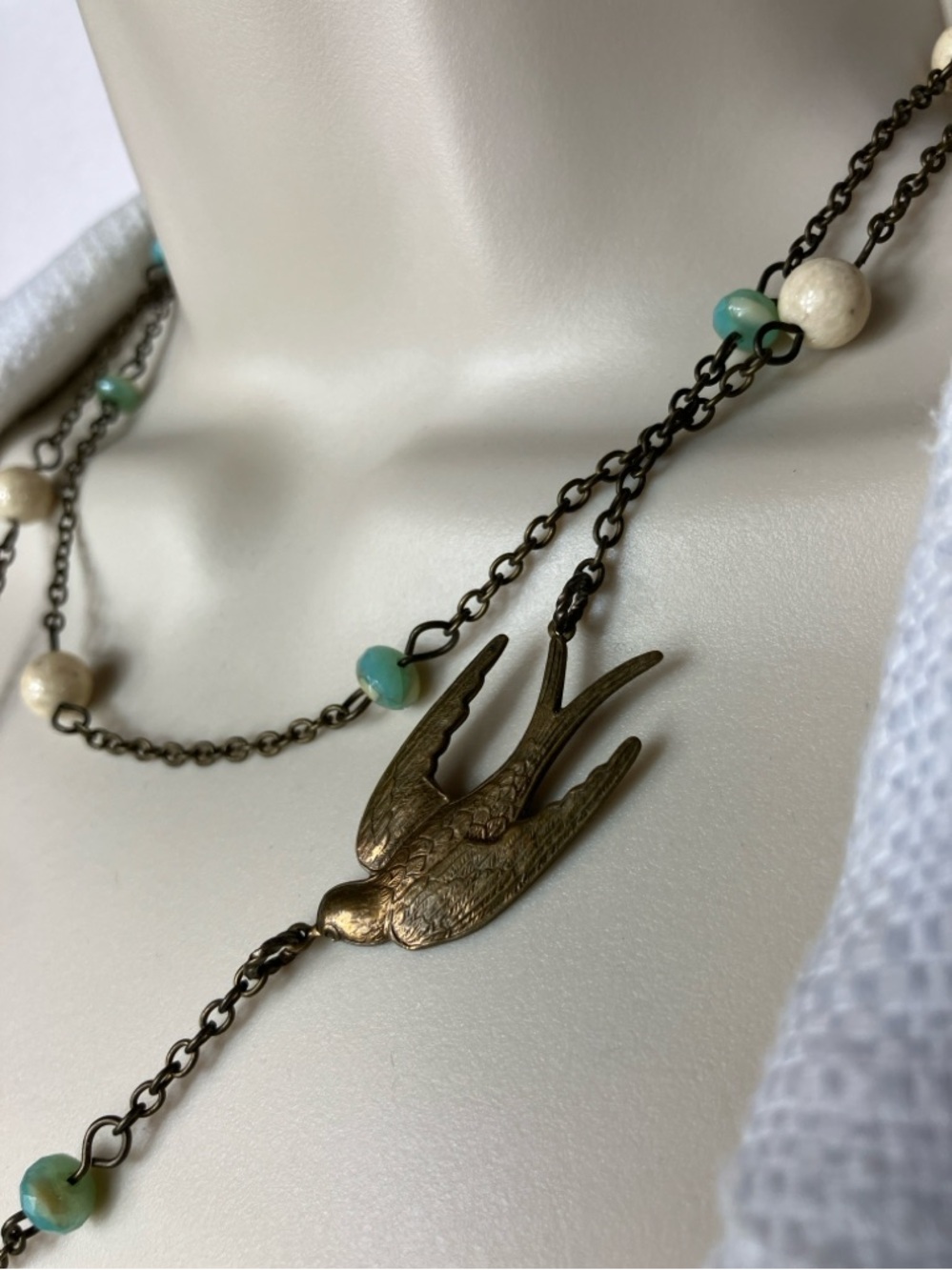Unique Retro Floral Pendant Necklace w/Turquoise Beads and Bird detail - Picture 3 of 16
